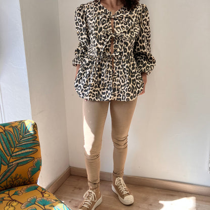 Leopard pattern bow blouse