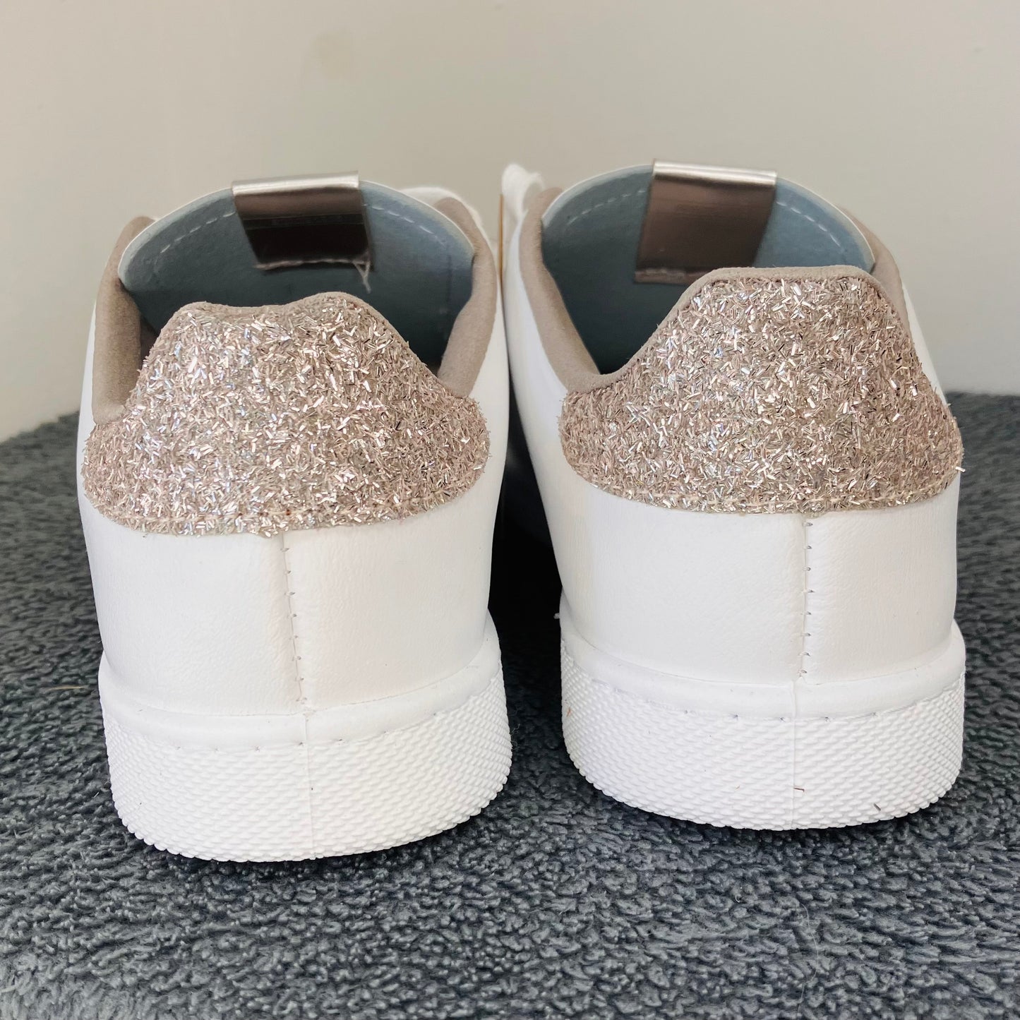 Victoria shoes Tennis cuir et copeaux glitter