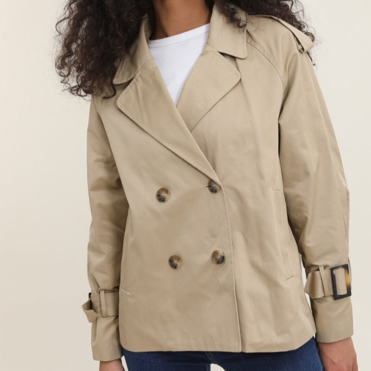 Short trench coat